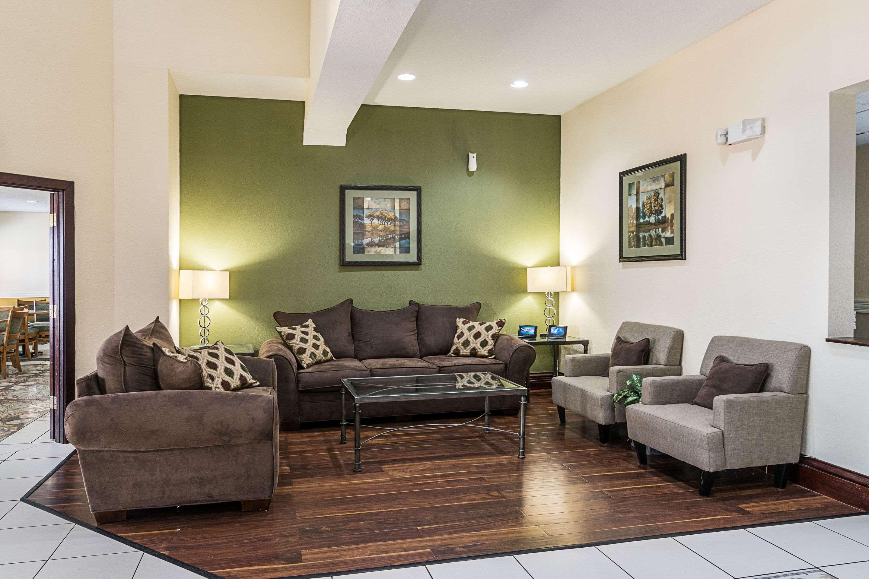 Quality Inn & Suites Near I-80 And I-294 Harvey Exteriér fotografie